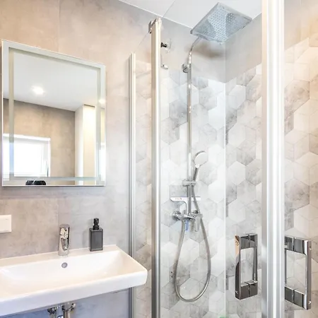 公寓 Cleveres Und Gemuetliches City-apartment In *