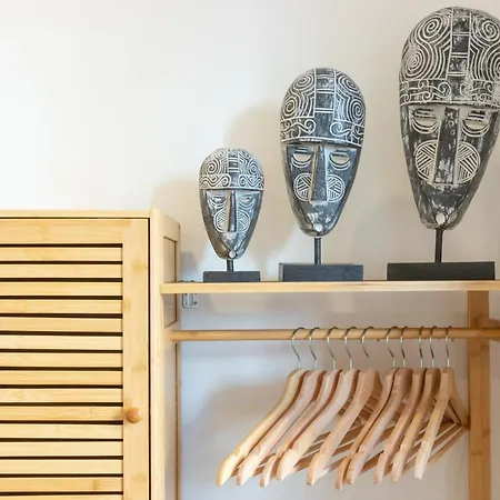 Cleveres Und Gemuetliches City-apartment In ماين