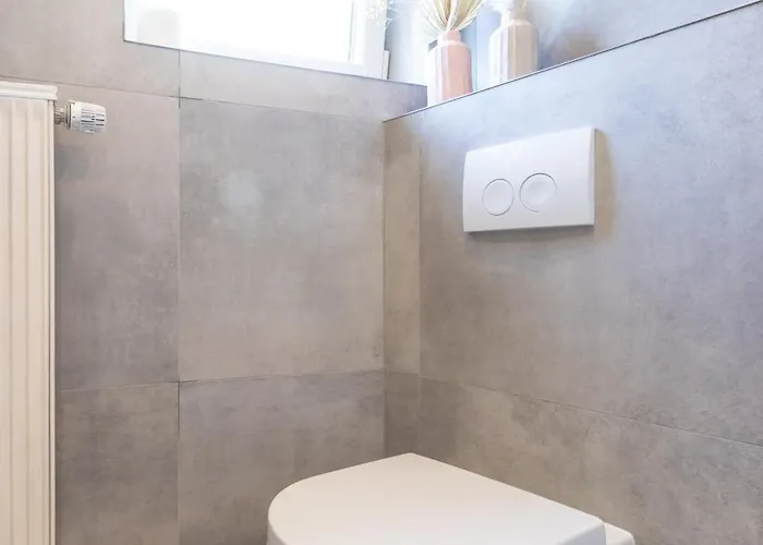 Cleveres Und Gemuetliches City-apartment In *